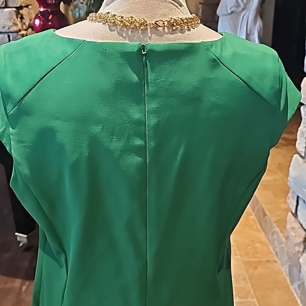 Emerald green fit n flare dress by Dressbarn size 14 - Picture 5 of 12